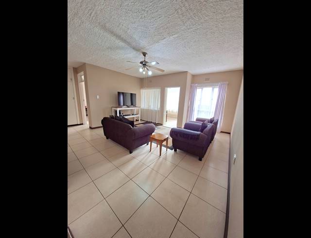 3 BEDROOM FLAT FOR SALE IN BLUFF